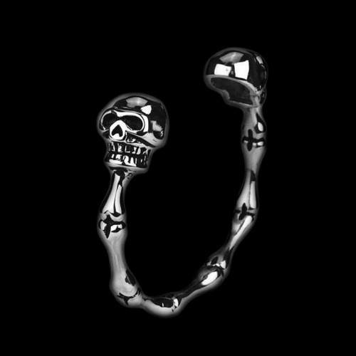 Skull and bones shop bracelet