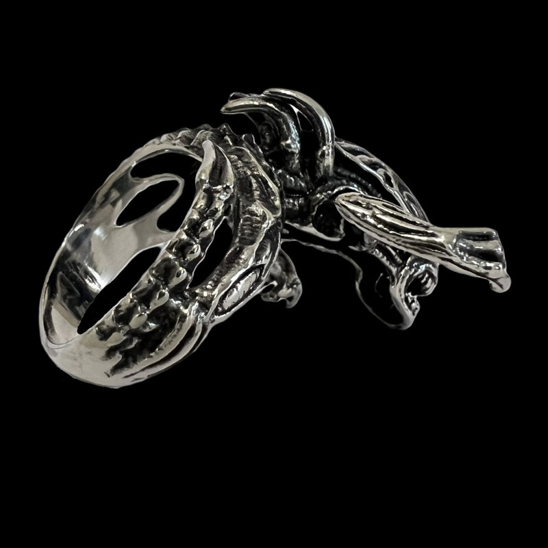 Alien Xenomorph Ring