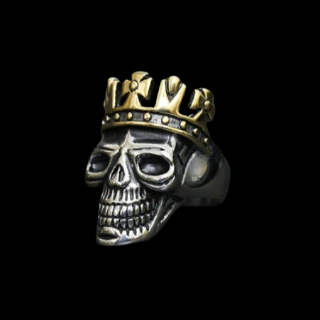 The King of Skulls Ring