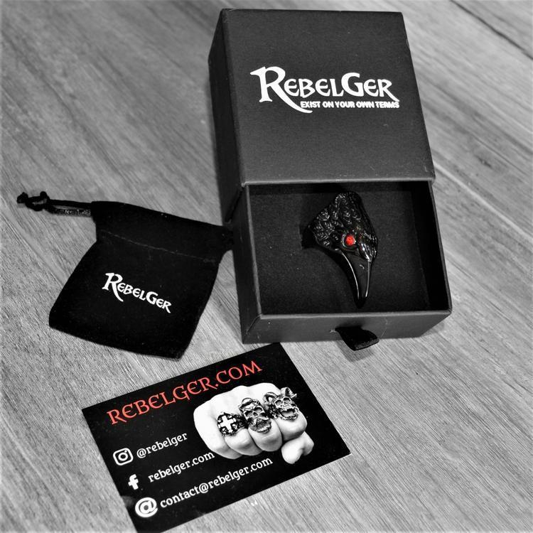 BLACK RAVEN HEAD RING - Rebelger.com