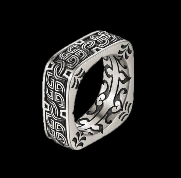 SQUARE BAND RING